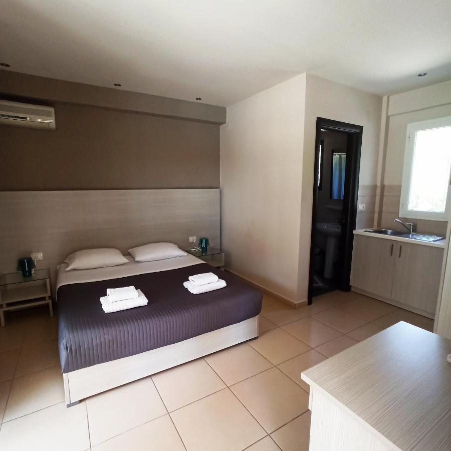 Trianon Studios Tsilivi  Exterior photo